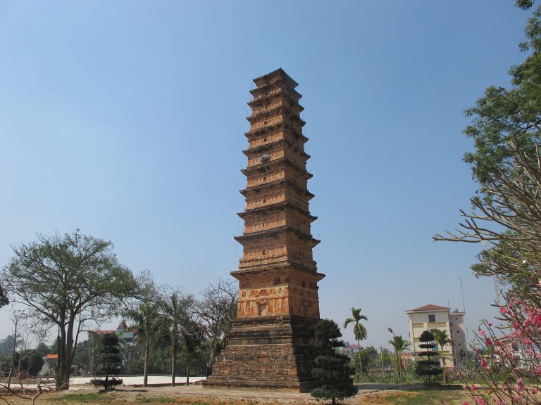Khám phá tháp Bính Sơn từ thế Kỷ 11 Thap-binh-son